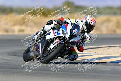 media/Jan-09-2022-SoCal Trackdays (Sun) [[2b1fec8404]]/Turn 16 (11am)/